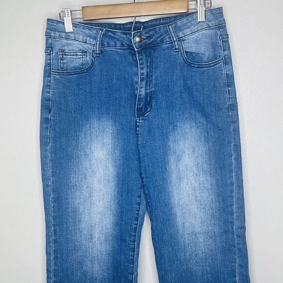 Crazy Train women’s size 13 high rise color fade distressed hem jeans - Picture 2 of 5